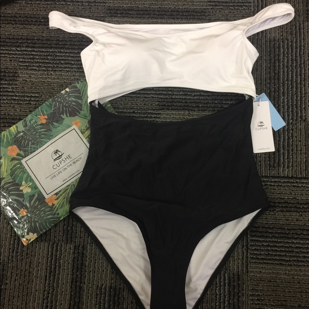 NWT One piece swim suit SZ L